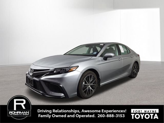 Used 2024 Toyota Camry SE