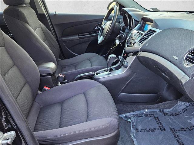 Used 2014 Chevrolet Cruze LT image 20