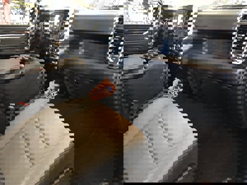 Used 2019 RAM 1500 Big Horn image 25