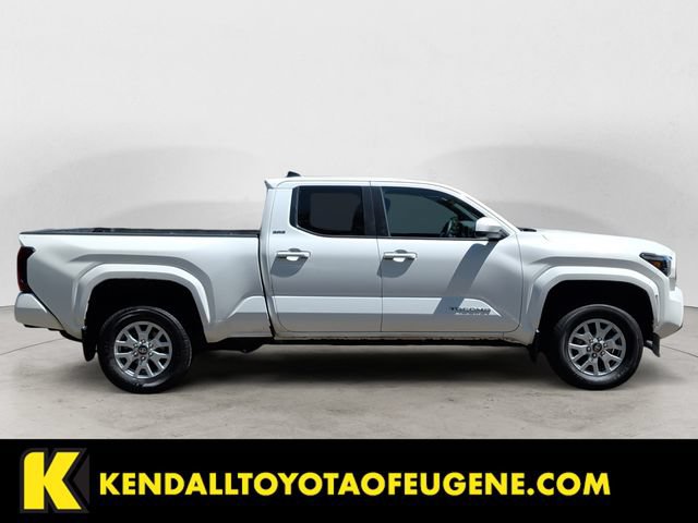 Certified 2024 Toyota Tacoma SR5 AWD/4WD image 6