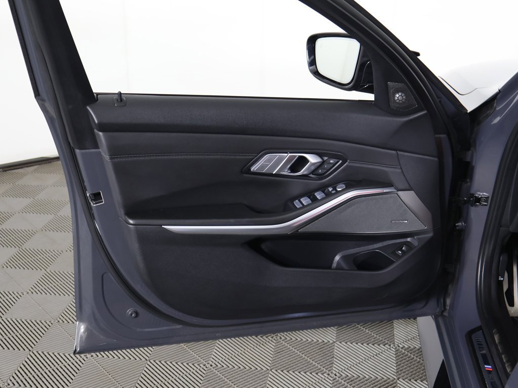 Used 2024 BMW M3 Competition image 28