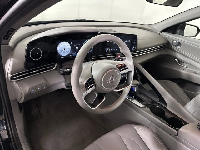 Used 2021 Hyundai Elantra SEL w/ Convenience Package image 13