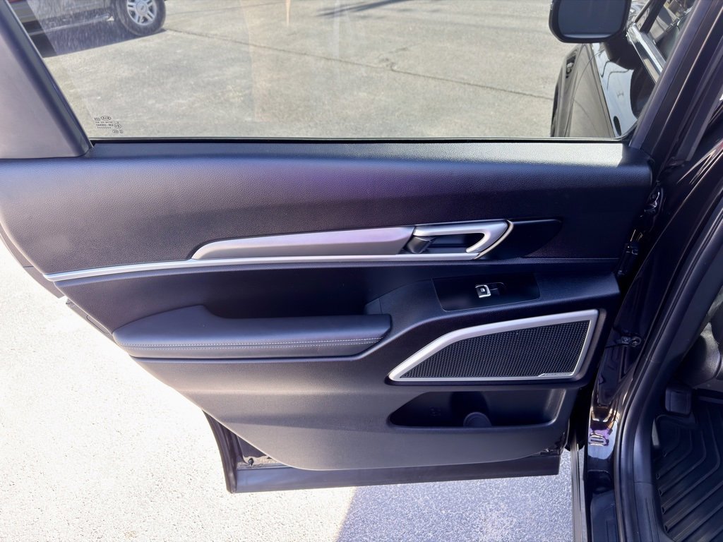 Used 2021 Kia Telluride S image 30