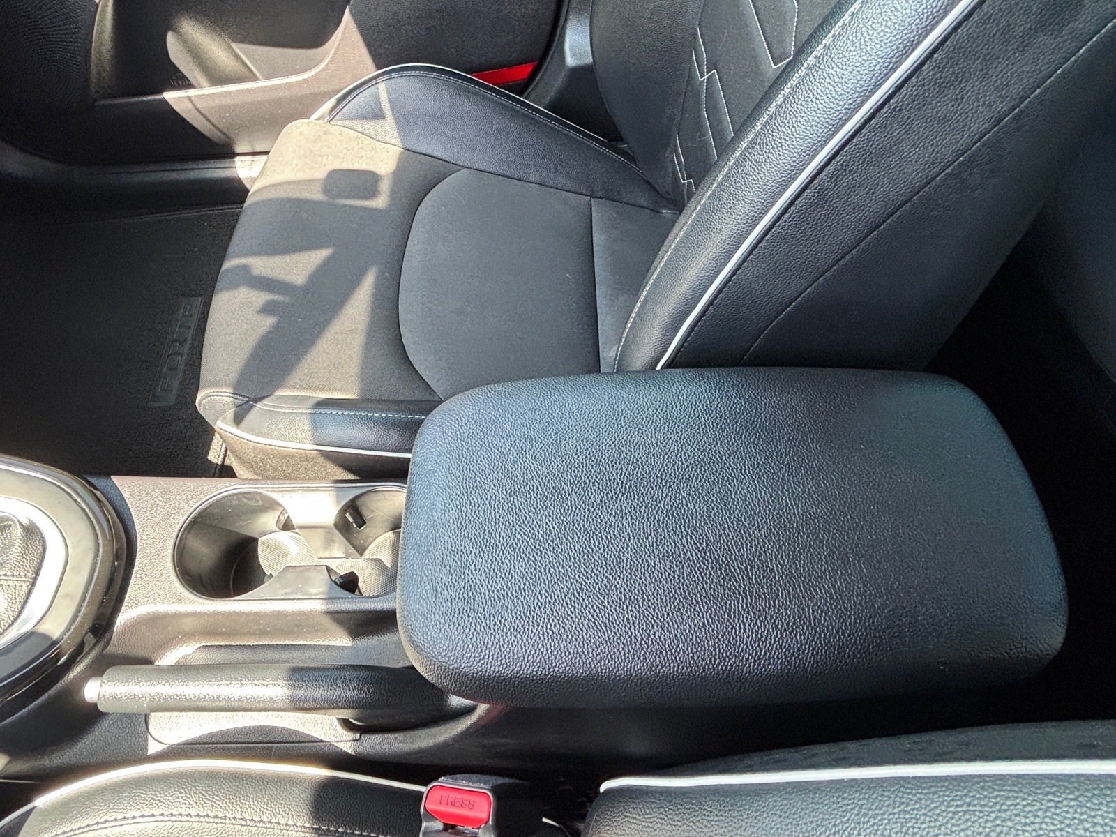 Used 2021 Kia Forte GT-Line FWD image 18