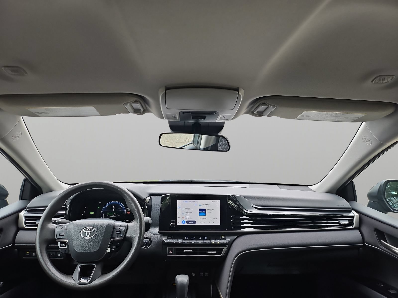 Used 2025 Toyota Camry LE FWD image 39