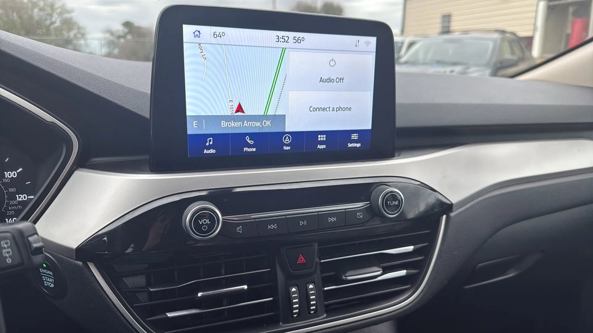 Used 2020 Ford Escape SE image 31