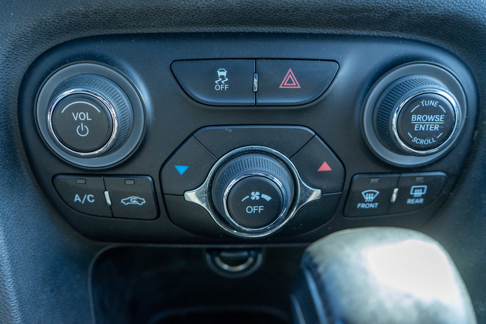 Used 2014 Dodge Dart SXT image 19