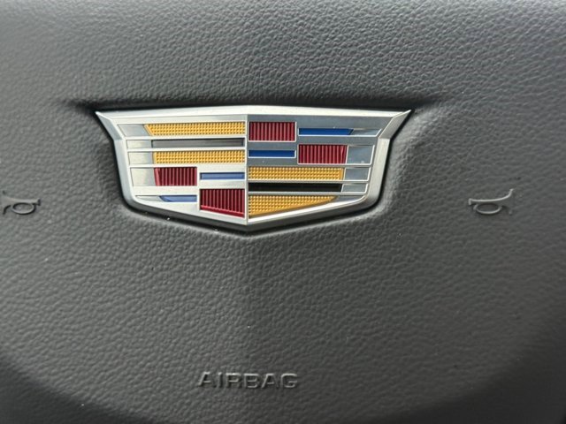 Certified 2025 Cadillac XT6 Premium Luxury w/ Technology Package FWD image 11
