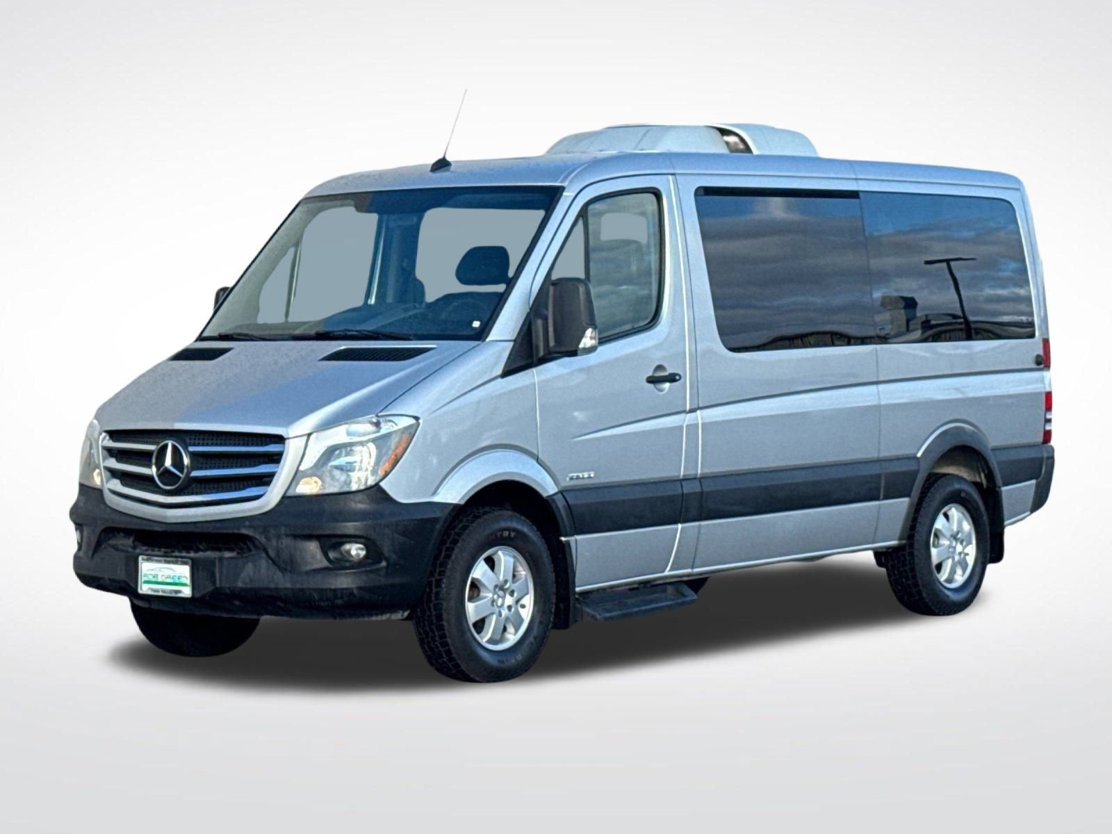 Used 2016 Mercedes-Benz Sprinter 2500 image 7