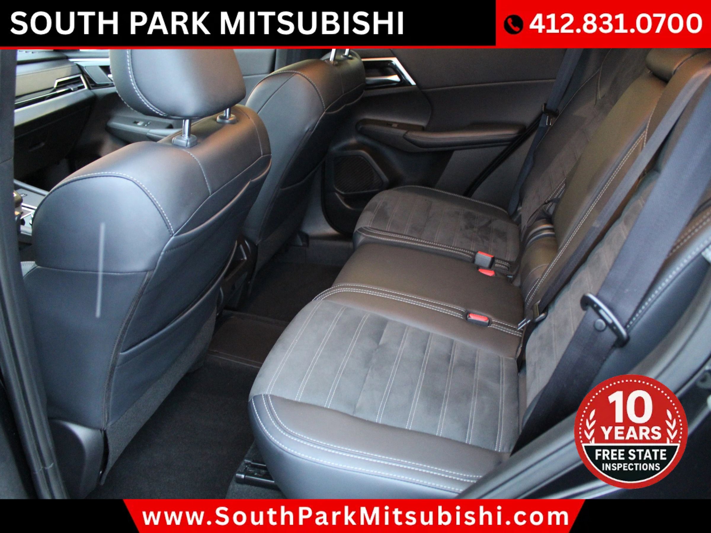 Used 2025 Mitsubishi Outlander SE image 12