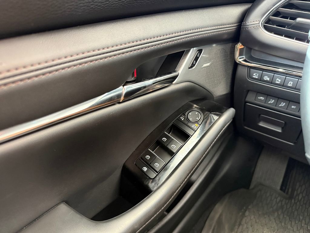 New 2025 MAZDA MAZDA3 2.5 Turbo Sedan w/Premium Plus image 22