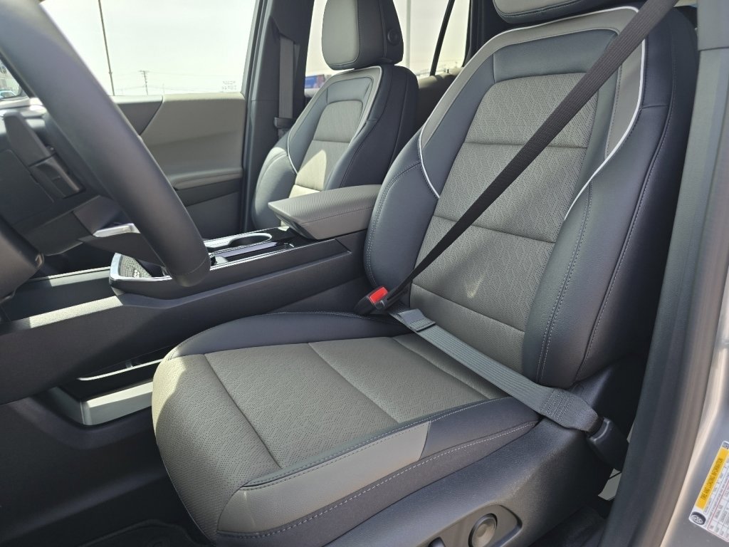 New 2026 Chevrolet Equinox LT AWD/4WD image 21
