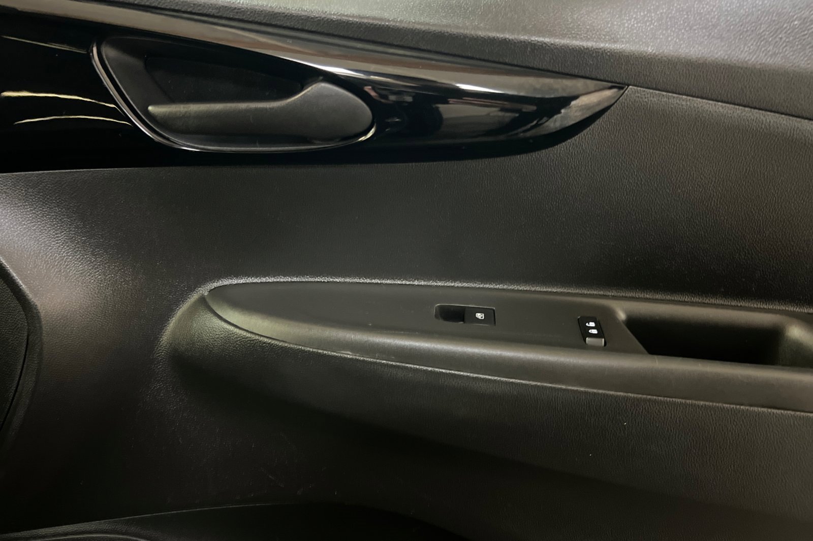 Used 2021 Chevrolet Spark LT image 22