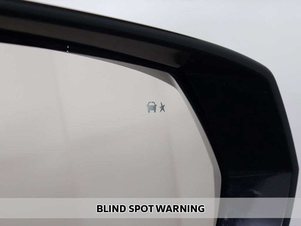 Used 2025 Chevrolet Tahoe High Country w/ Sun And Tow Package image 9