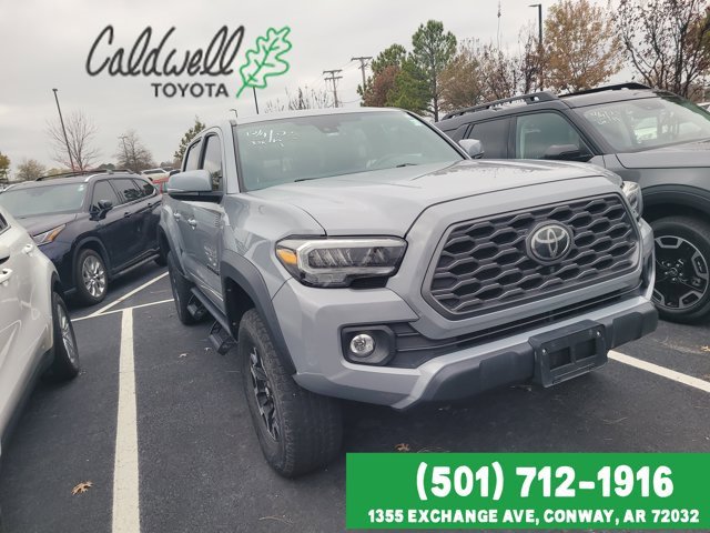 Used 2020 Toyota Tacoma TRD Off-Road image 3