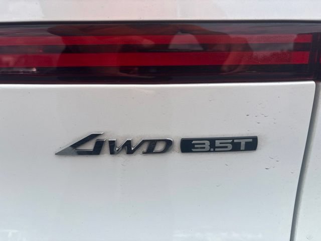 Used 2025 Genesis GV70 3.5T Sport w/ Sport Prestige Package AWD/4WD image 14
