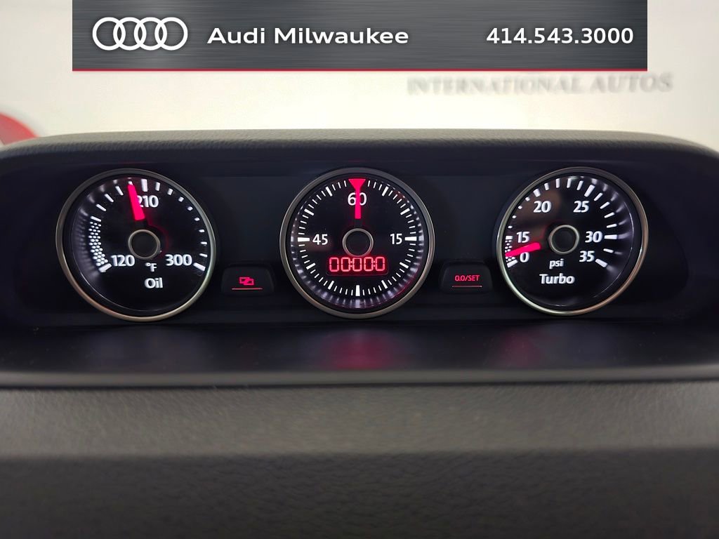 Used 2013 Volkswagen Beetle 2.0T FWD image 18