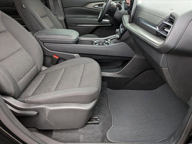 Certified 2025 Chevrolet Traverse LT w/ Driver Confidence Package image 21