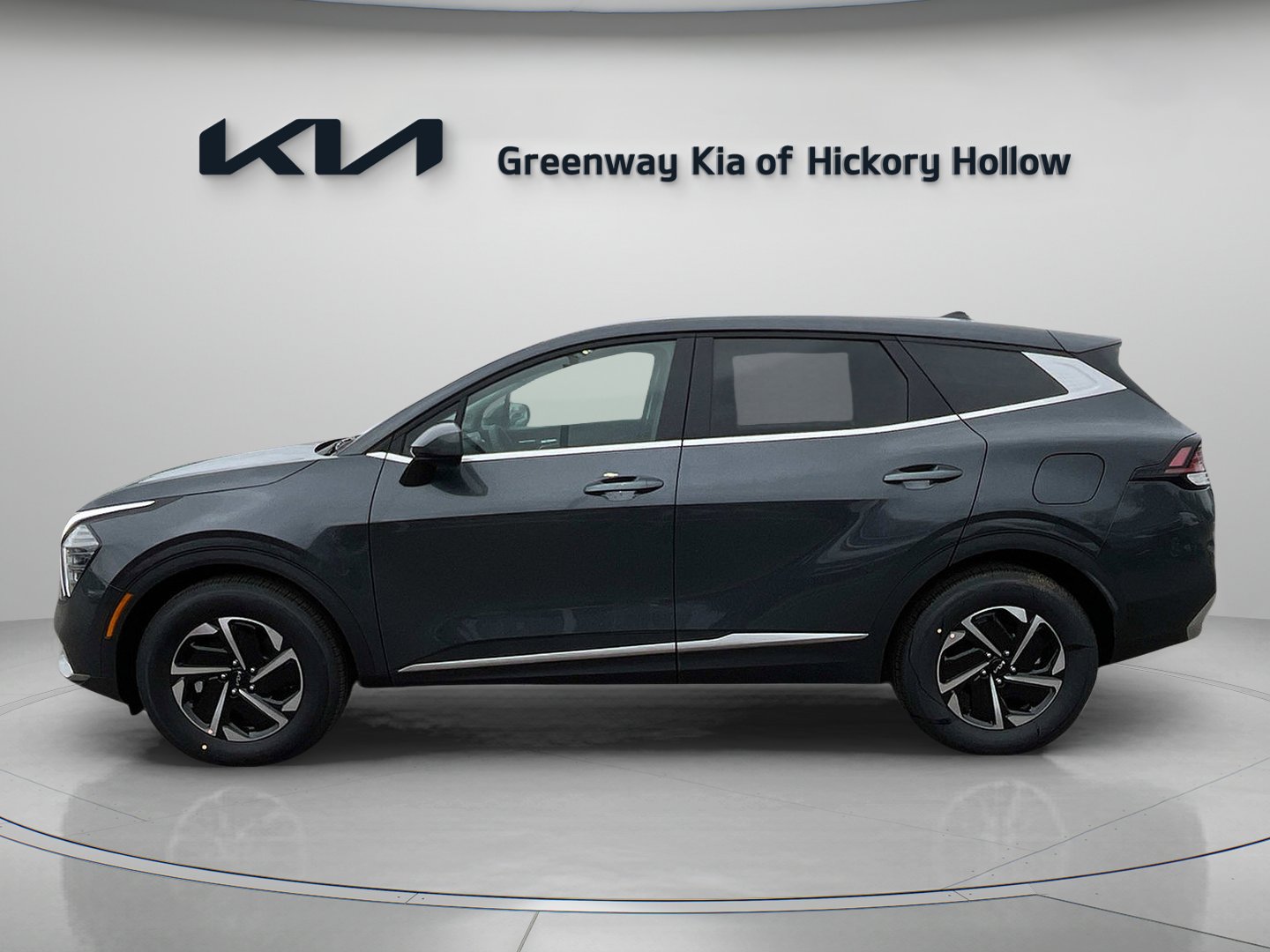 New 2025 Kia Sportage LX image 4