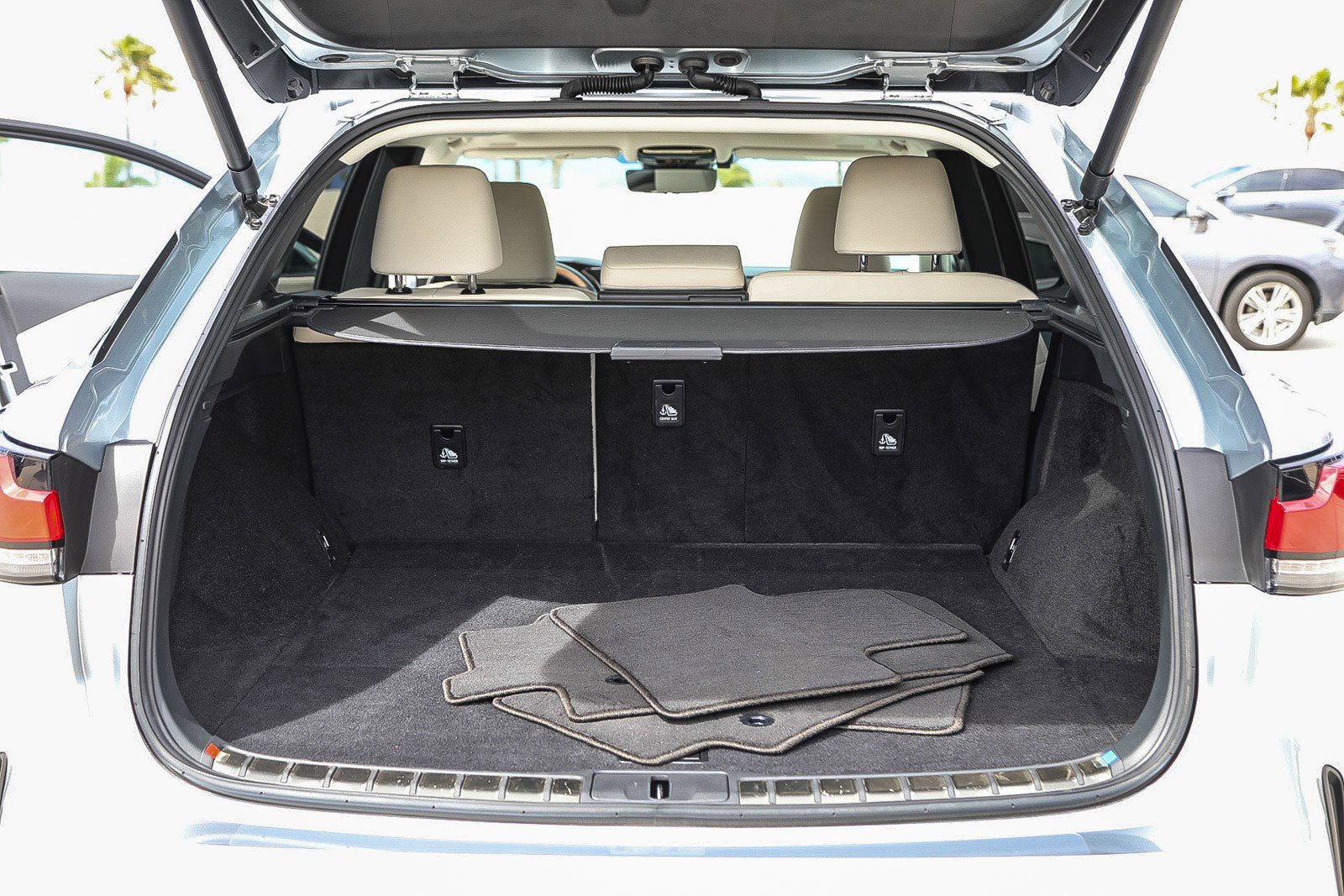 Used 2023 Lexus RX 350 Premium Plus w/ Cold Area Package FWD image 25