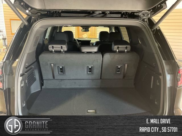 New 2025 GMC Acadia Elevation w/ Elevation Premium Package image 11