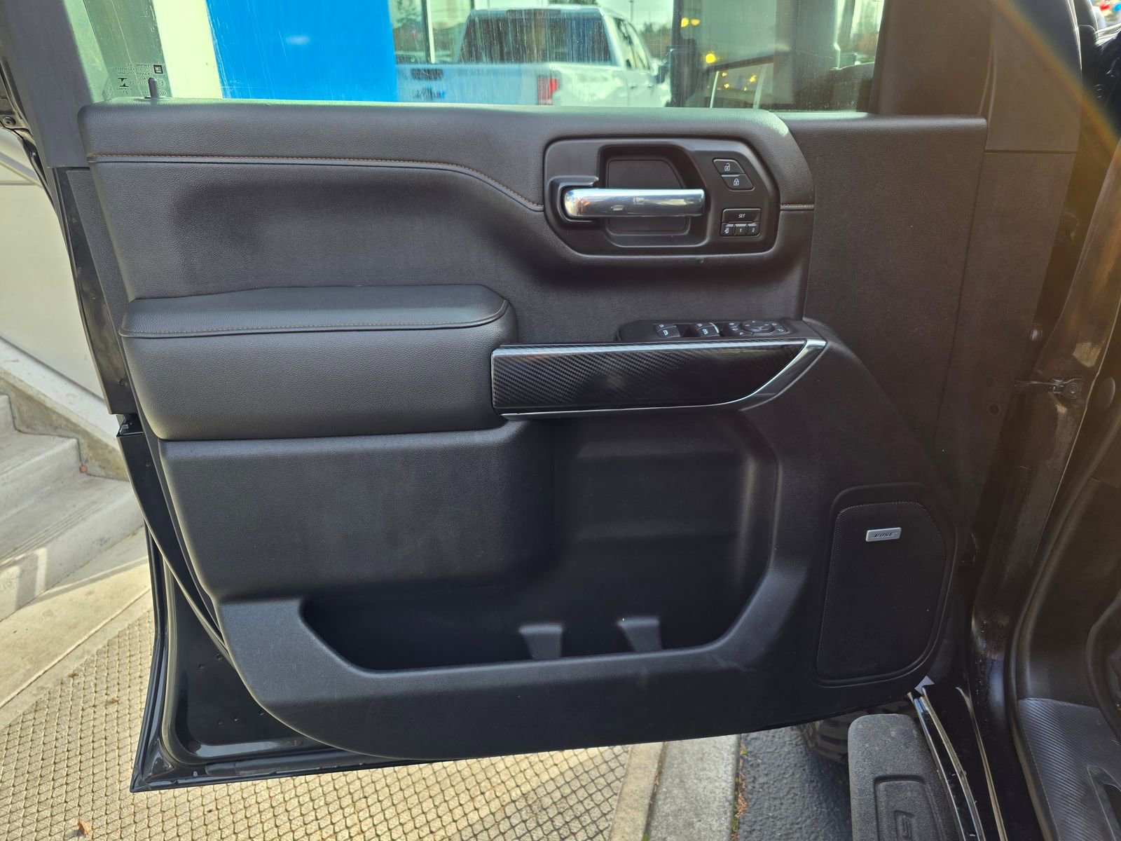 Used 2022 GMC Sierra 2500 AT4 w/ AT4 Premium Plus Package image 10