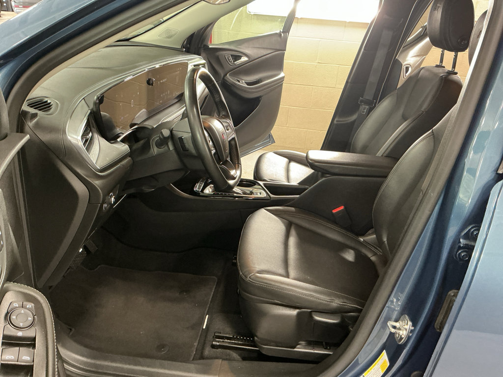 Used 2024 Buick Encore GX Sport Touring image 11