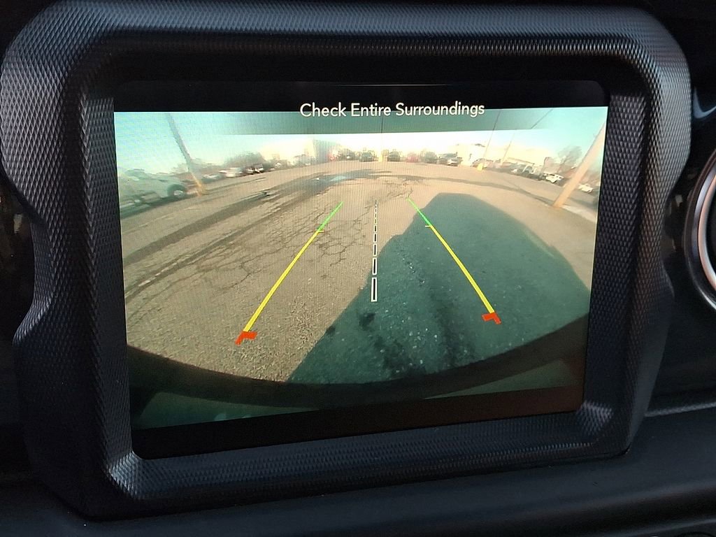 Used 2023 Jeep Wrangler Altitude image 24