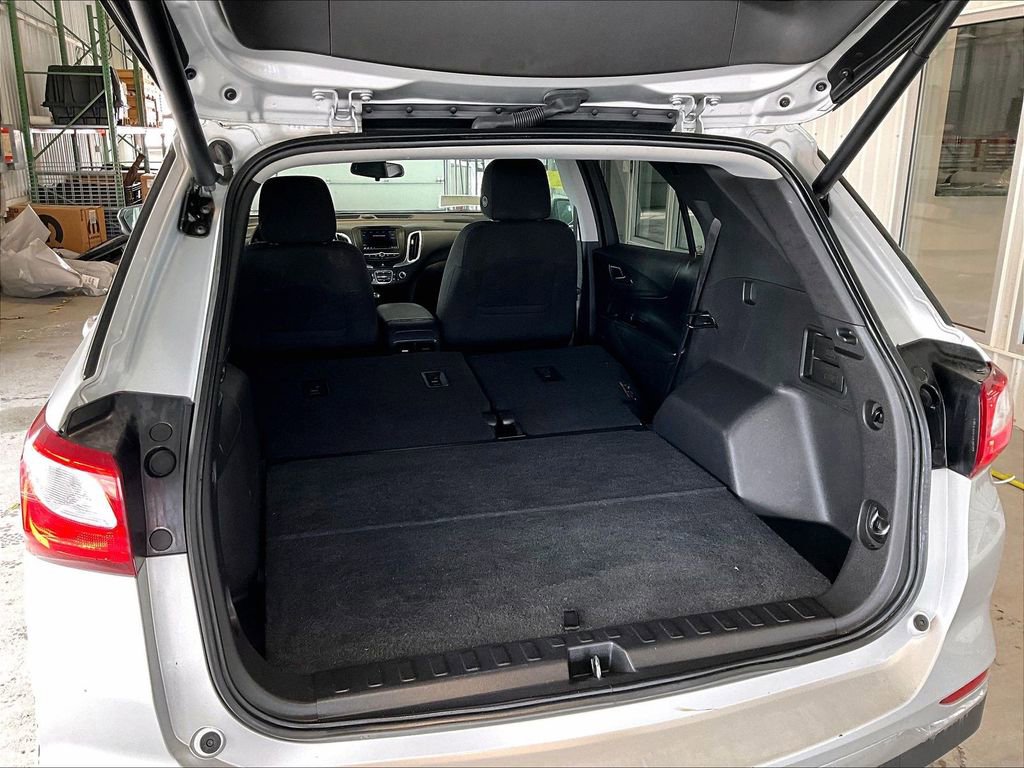 Used 2020 Chevrolet Equinox LT image 36