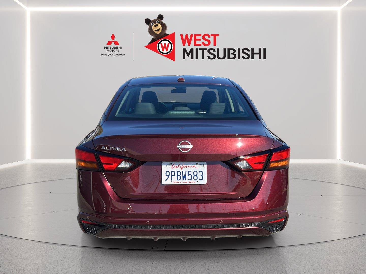 Used 2025 Nissan Altima 2.5 SV FWD image 5