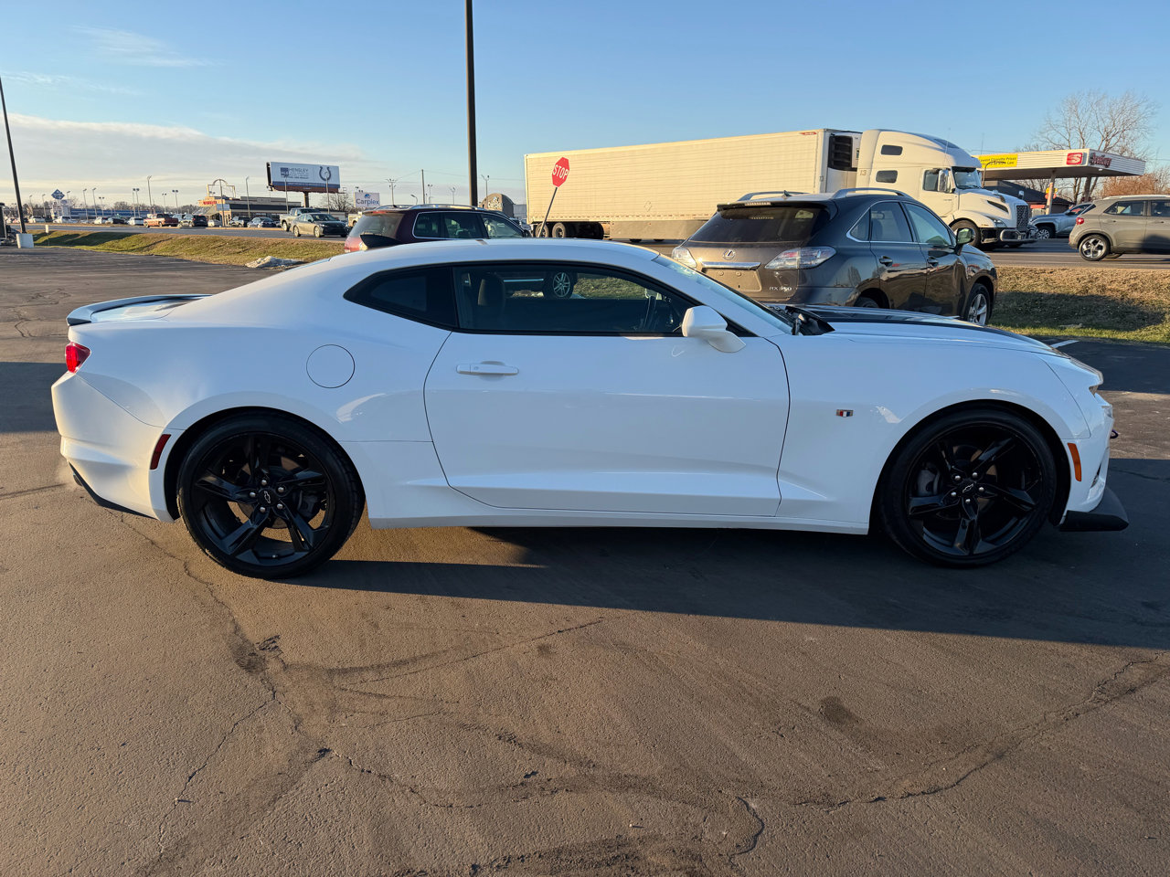 Used 2022 Chevrolet Camaro LT image 25