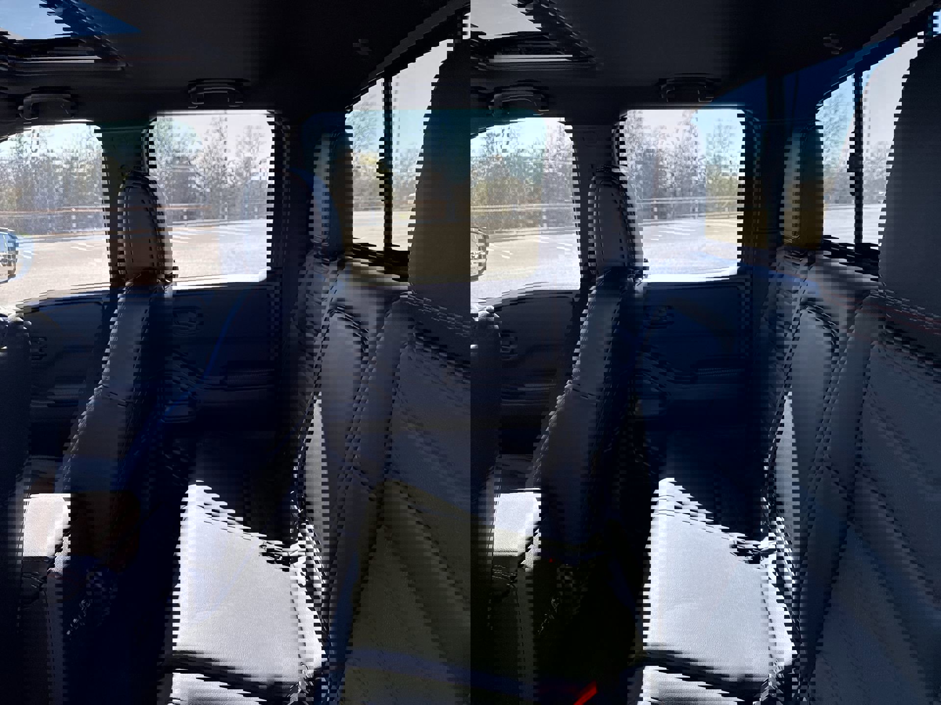 Used 2026 Nissan Frontier PRO-4X w/ Pro Premium Package image 24