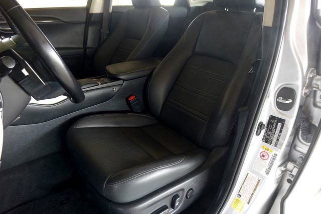 Used 2019 Lexus NX 300h AWD image 9