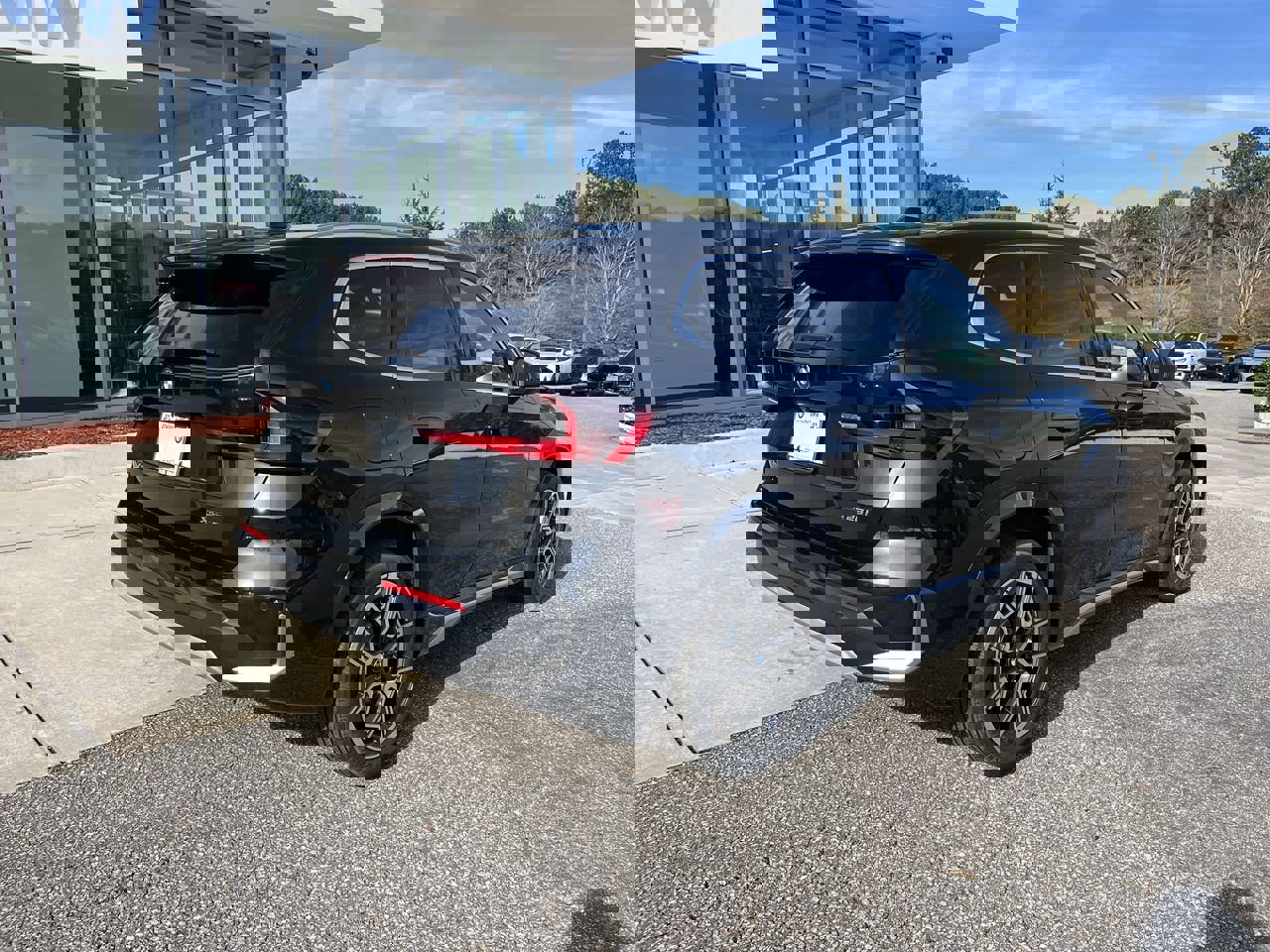 Used 2025 BMW X1 xDrive28i w/ Technology Package image 8