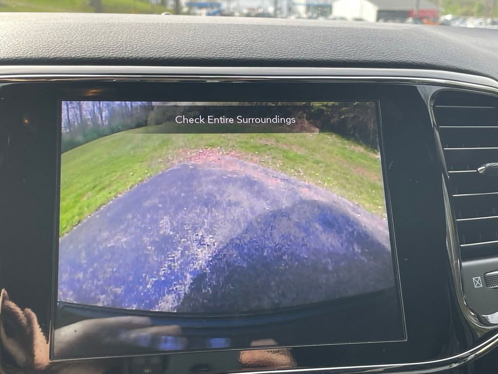 Used 2021 Jeep Grand Cherokee Laredo X image 40