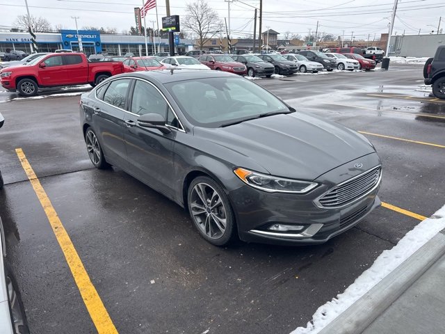 Used 2017 Ford Fusion Titanium image 3