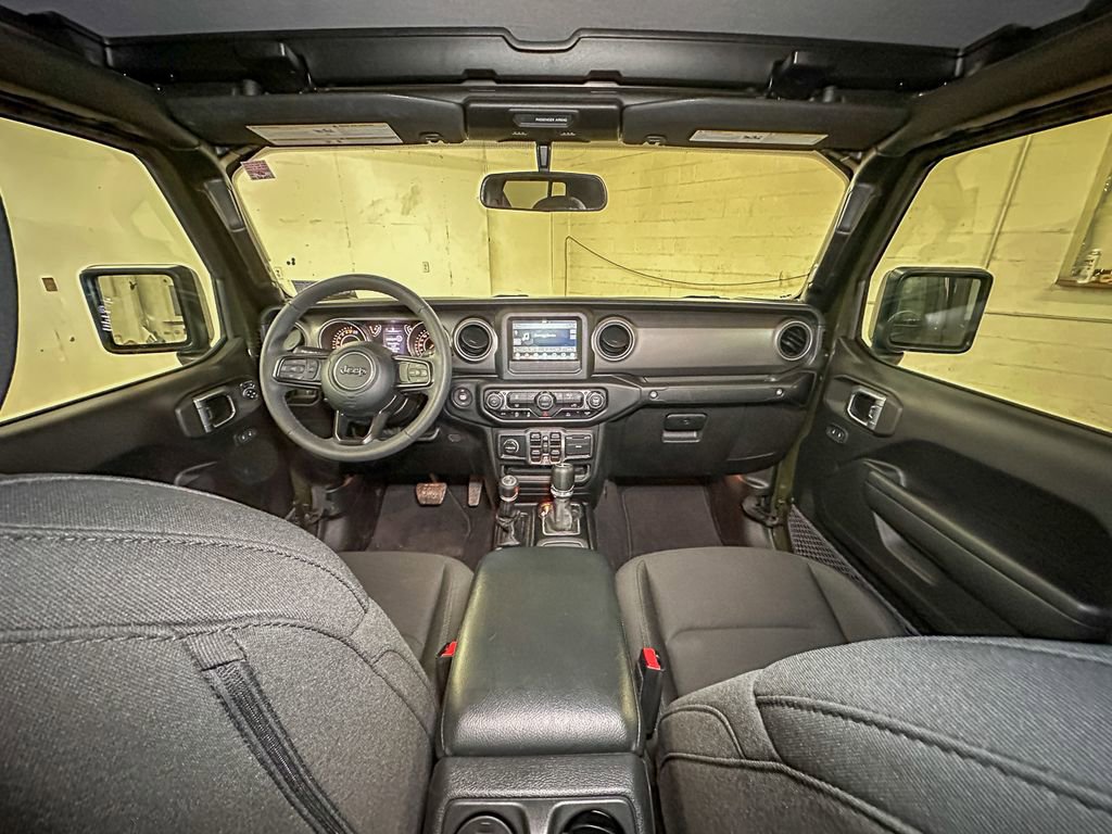 Certified 2023 Jeep Gladiator Sport image 27