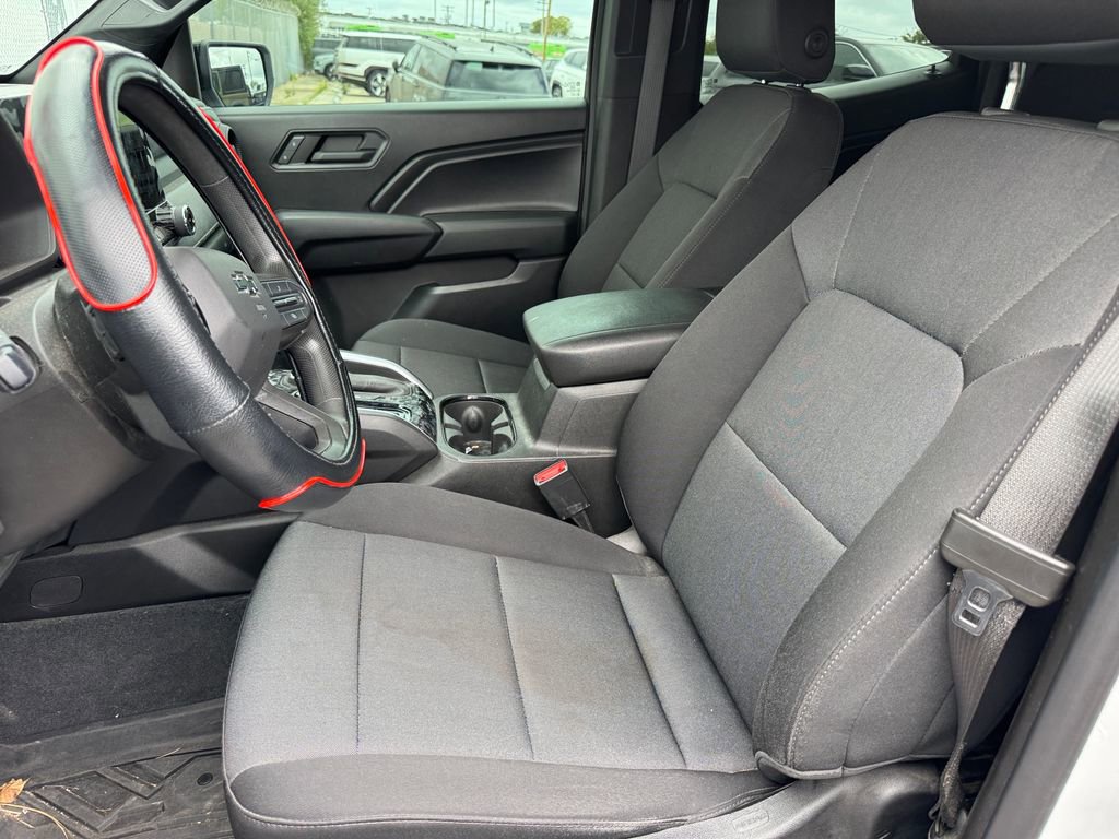 Used 2023 Chevrolet Colorado Trail Boss AWD/4WD image 10