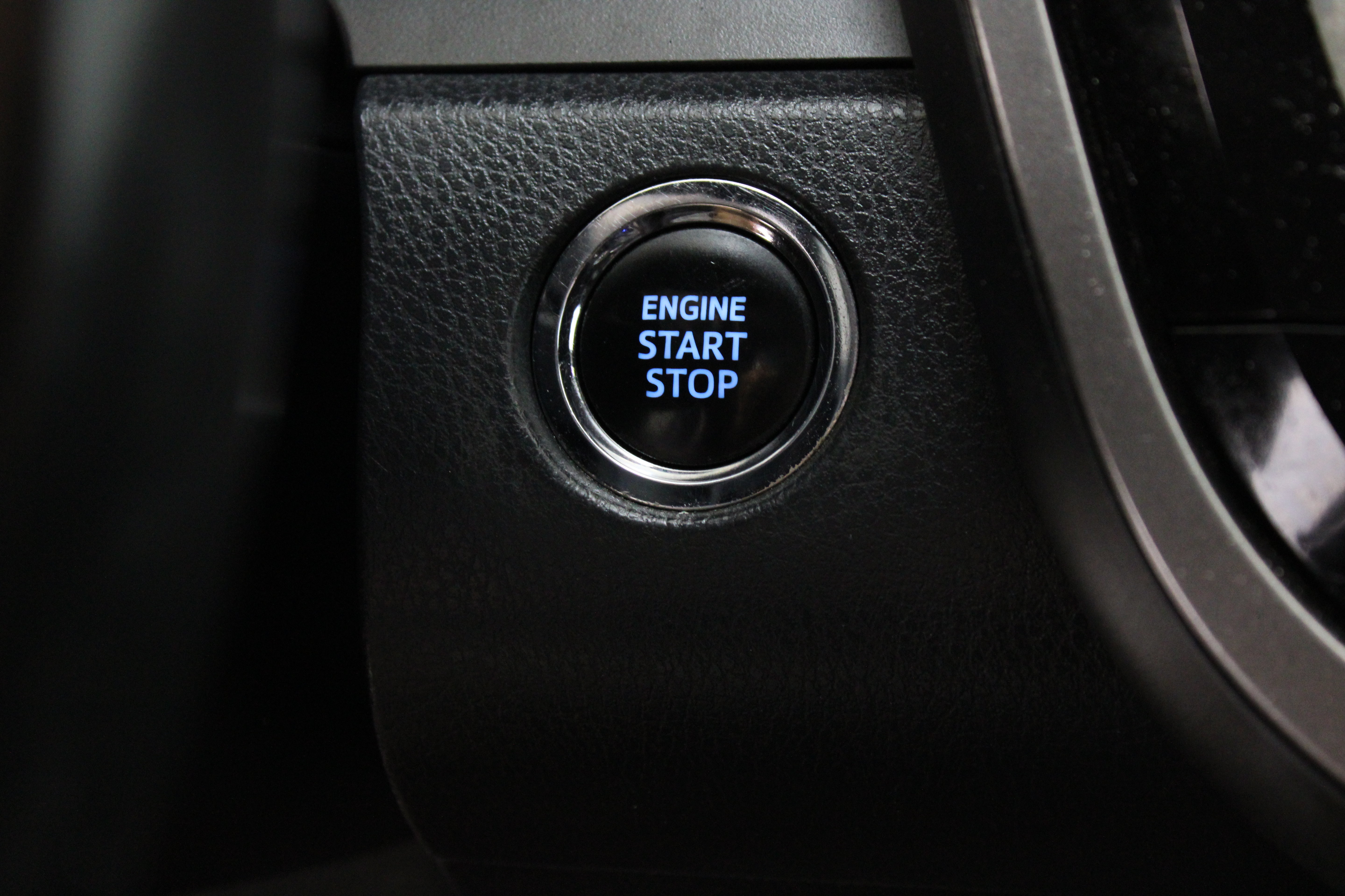 Used 2022 Toyota Camry XSE FWD image 18