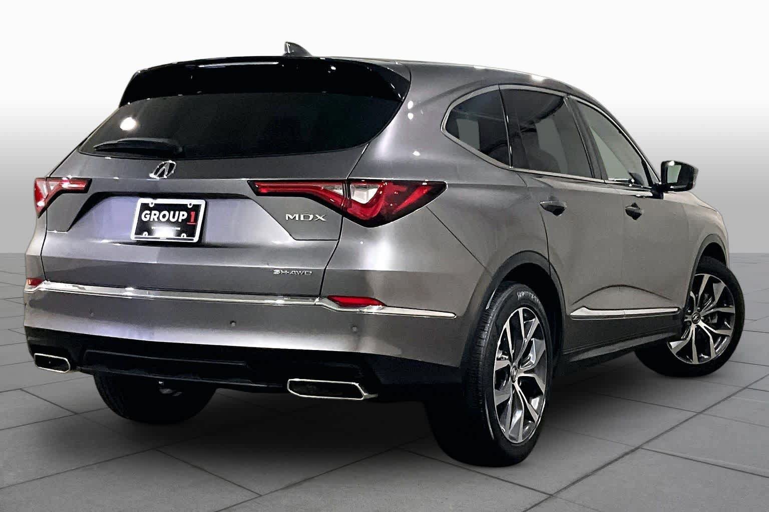Used 2022 Acura MDX SH-AWD w/ Technology Package image 12