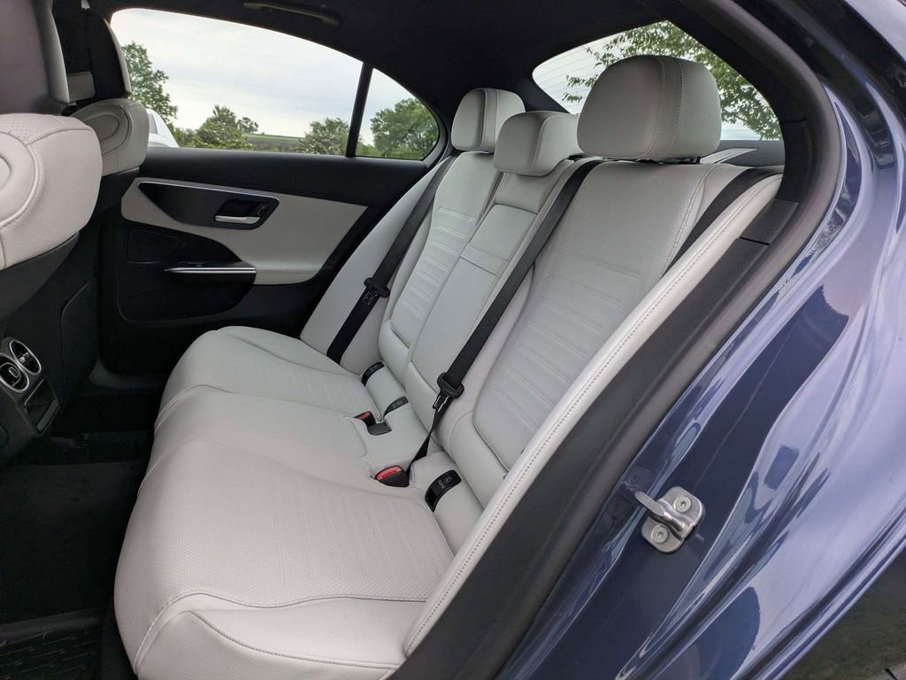 Used 2024 Mercedes-Benz C 300 Sedan image 13