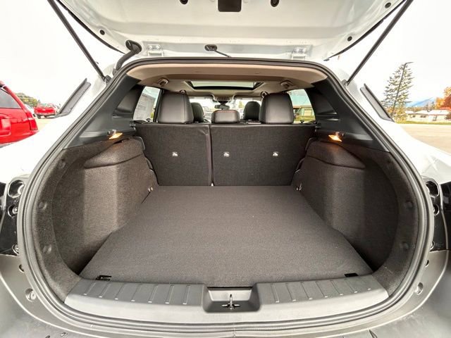 New 2025 Nissan Kicks SR w/ SR Premium Package image 36