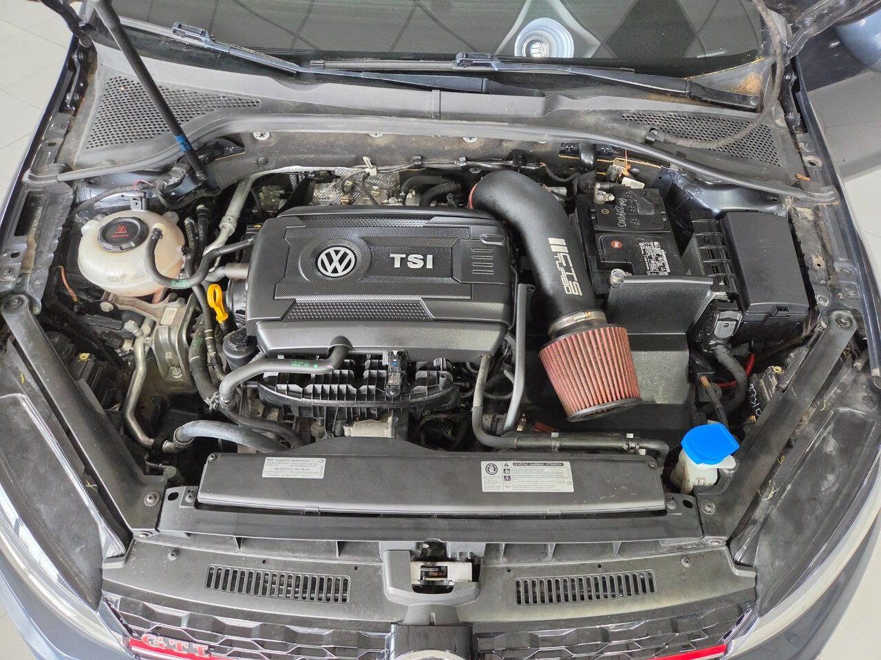 Used 2020 Volkswagen GTI S image 32