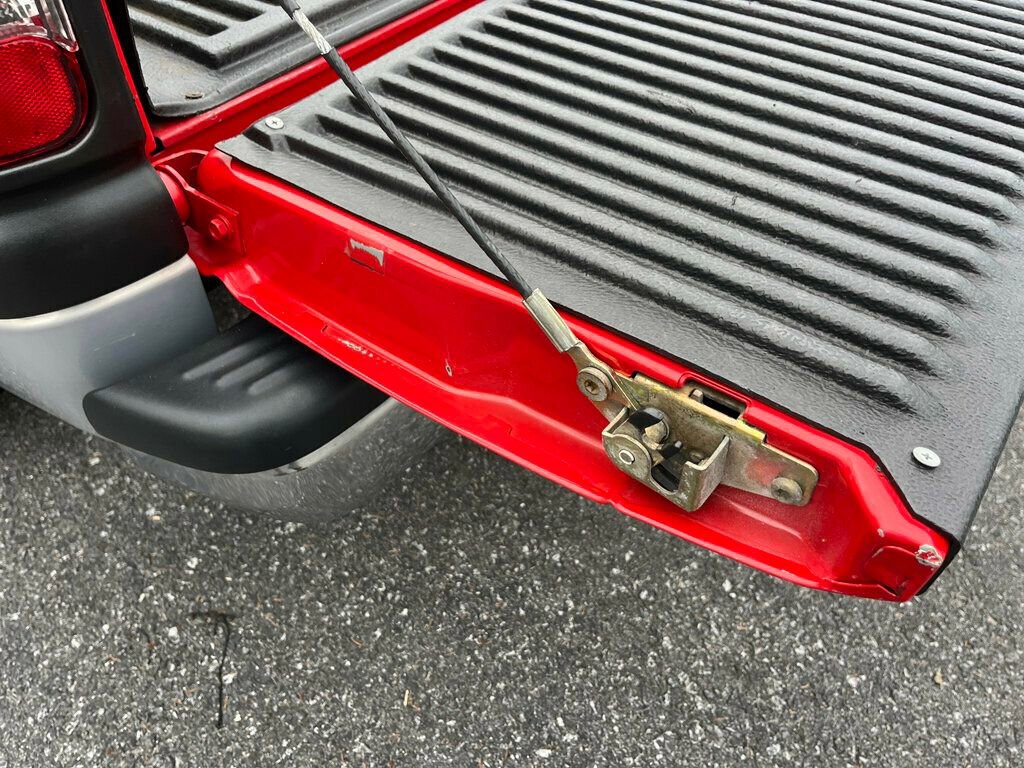 Used 1997 Dodge Ram 1500 Truck 4x4 Regular Cab image 28