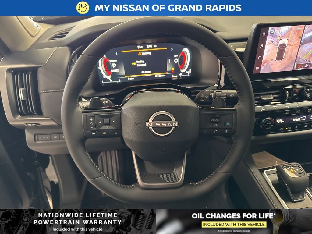 New 2026 Nissan Pathfinder SL image 14