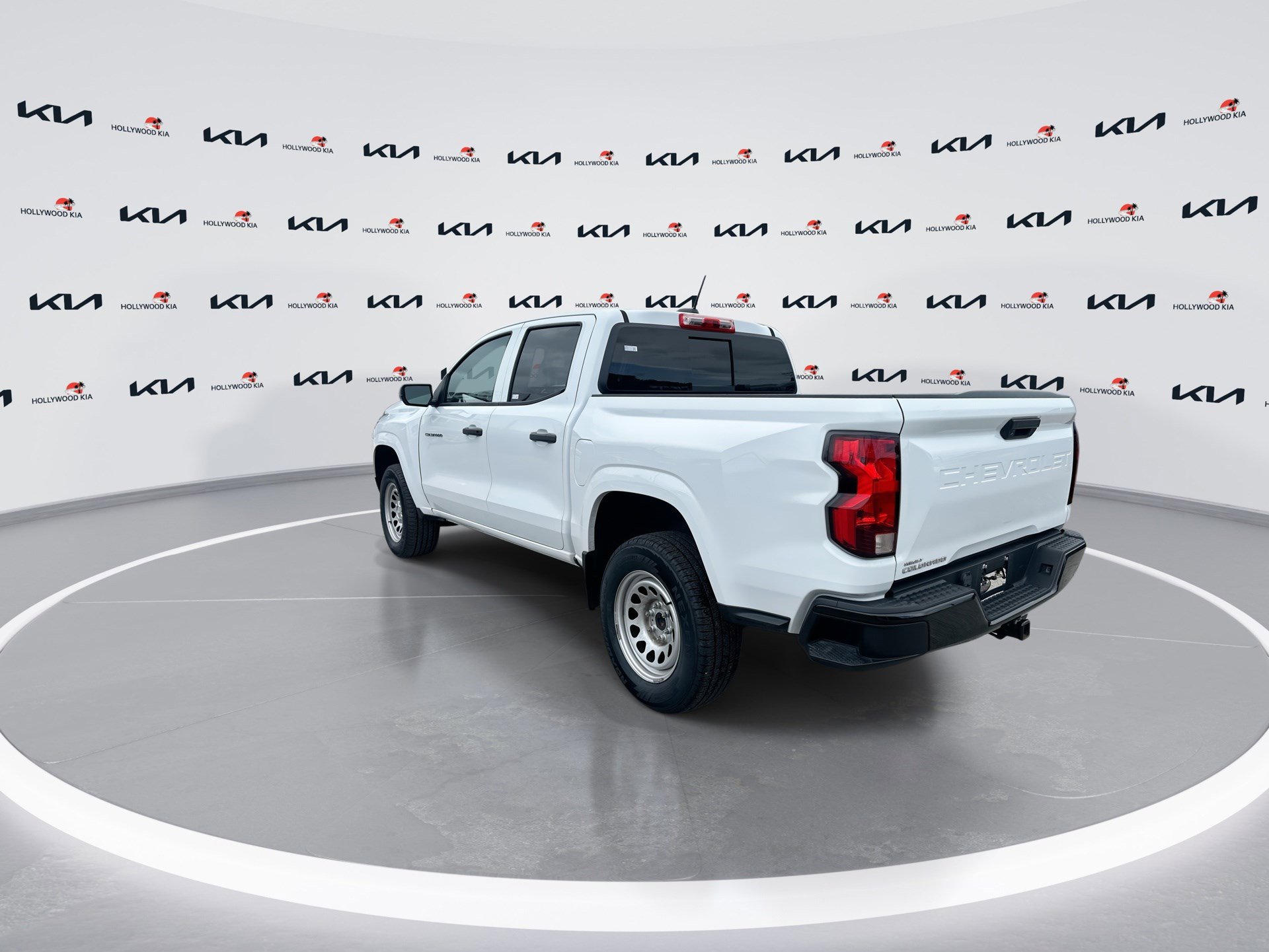 Used 2023 Chevrolet Colorado W/T w/ WT Convenience Package RWD image 6