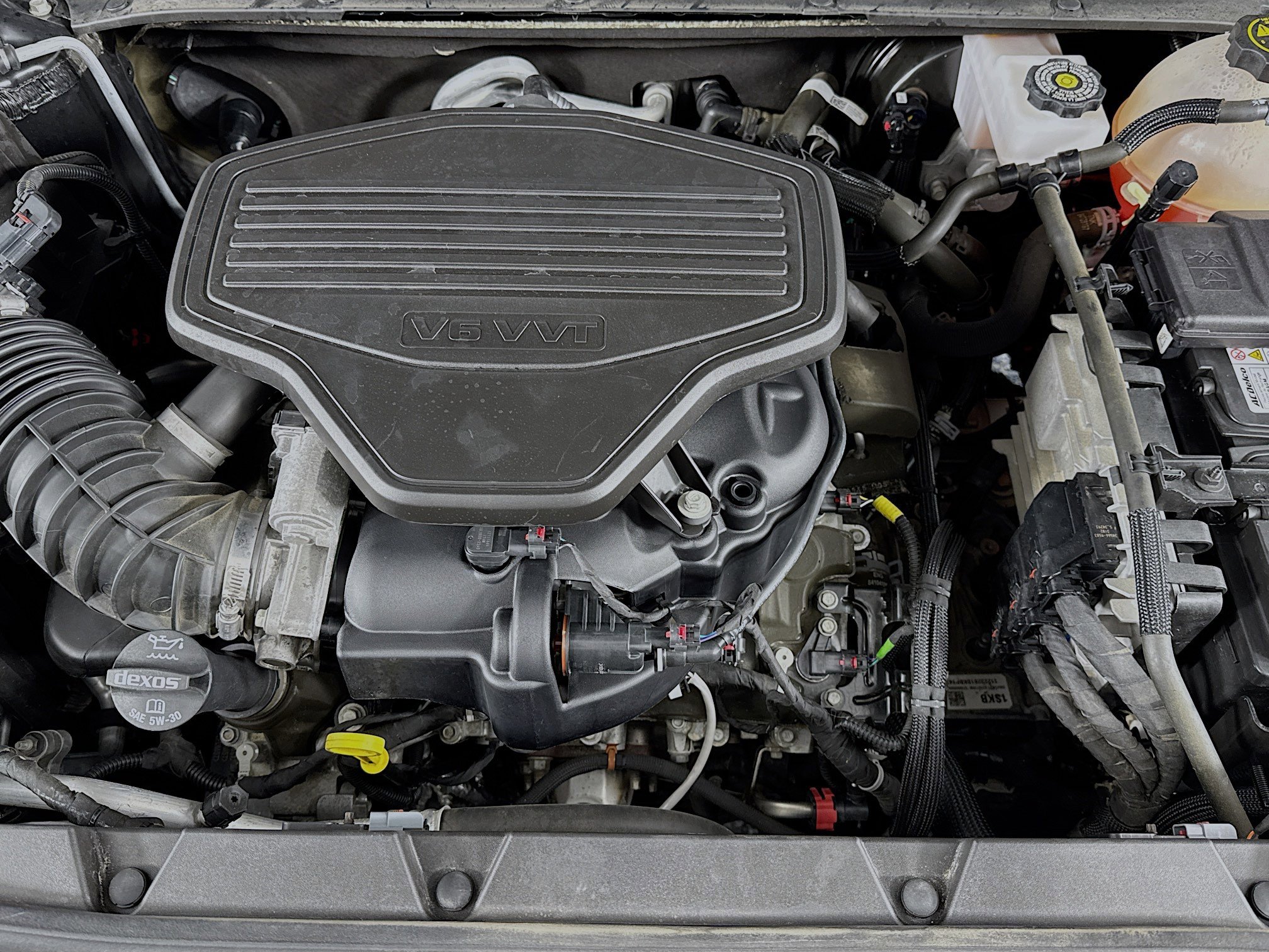 Used 2023 GMC Acadia AT4 w/ Technology Package image 32