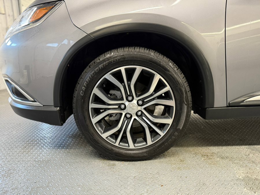 Used 2018 Mitsubishi Outlander ES image 13