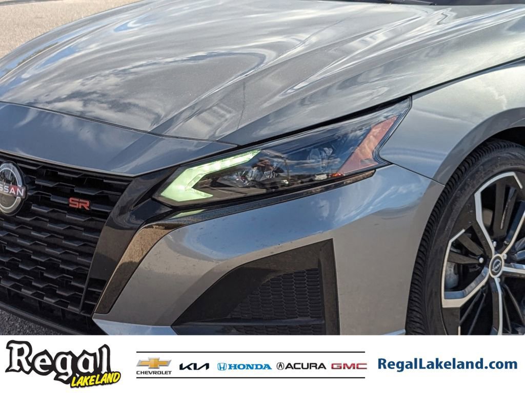 Used 2023 Nissan Altima 2.5 SR image 6