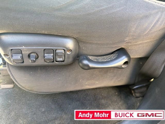 Used 2003 Dodge Ram 2500 Truck SLT AWD/4WD image 23